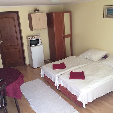 Hotel Szep Kert Vendeghaz Szekszárd Exterior foto